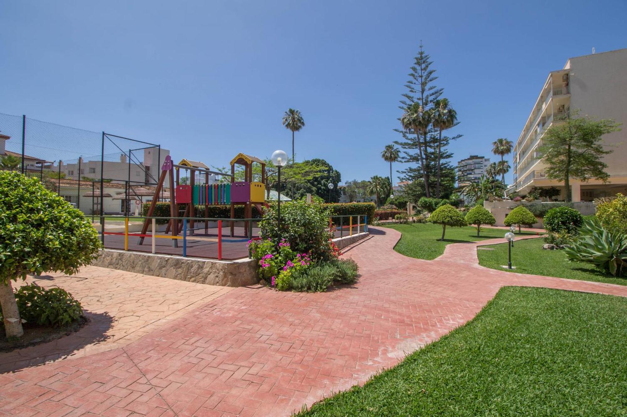 Carihuela Palace 417 By Ivi Real Estate Torremolinos Luaran gambar